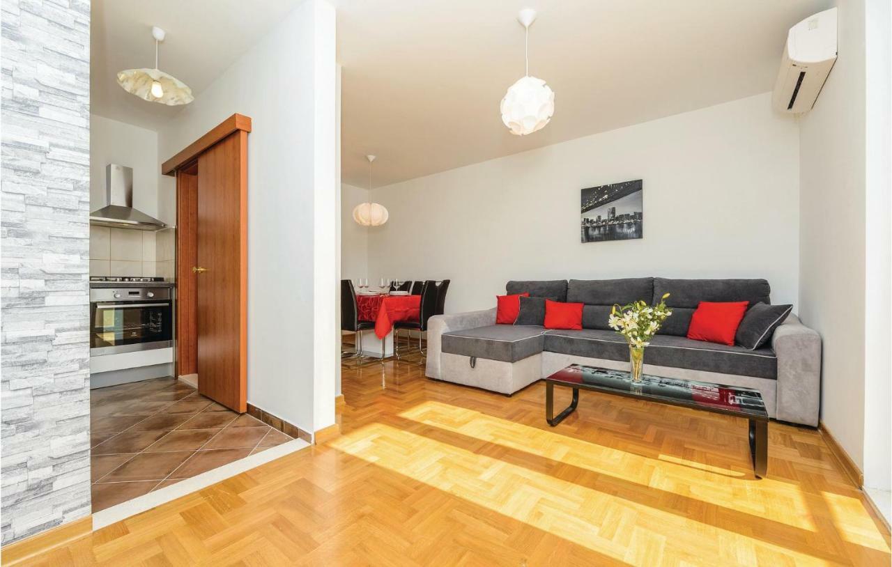 Nice Apartment In Cavtat With Wifi Екстериор снимка